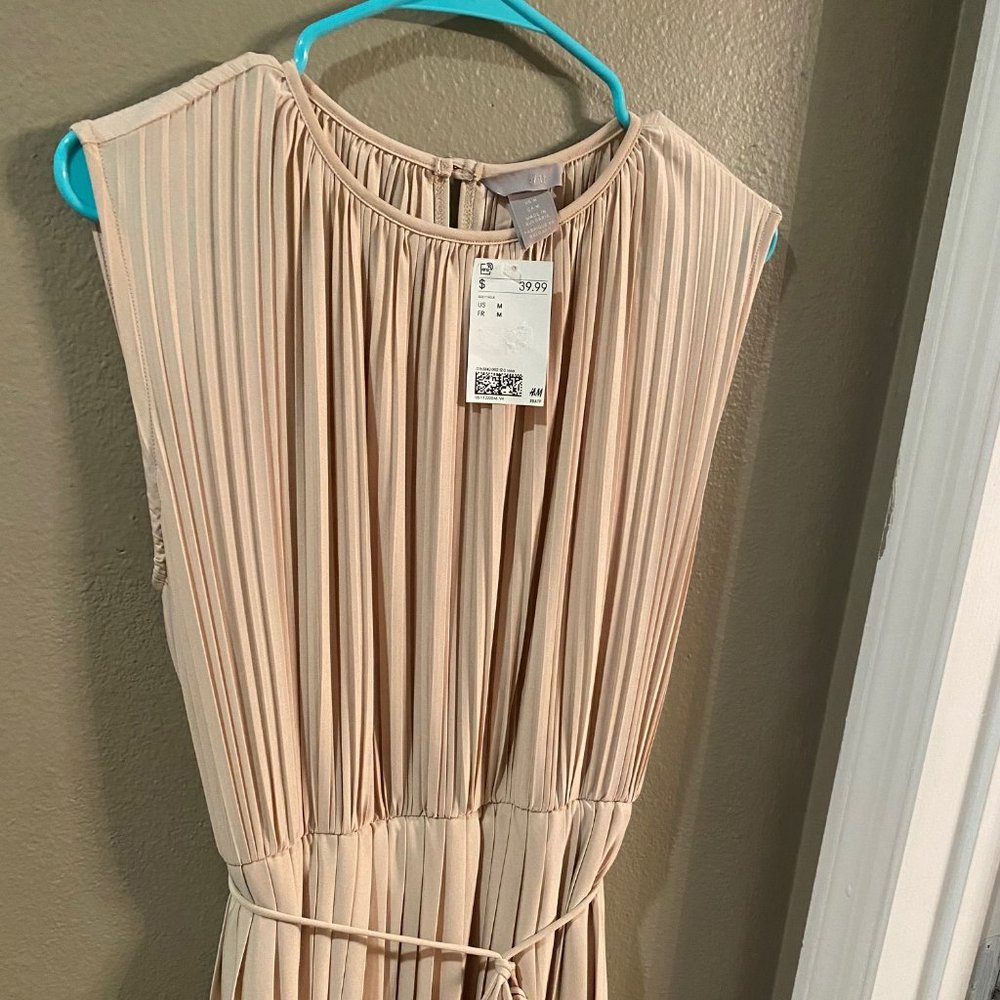 H&M Pleated Tan Dress